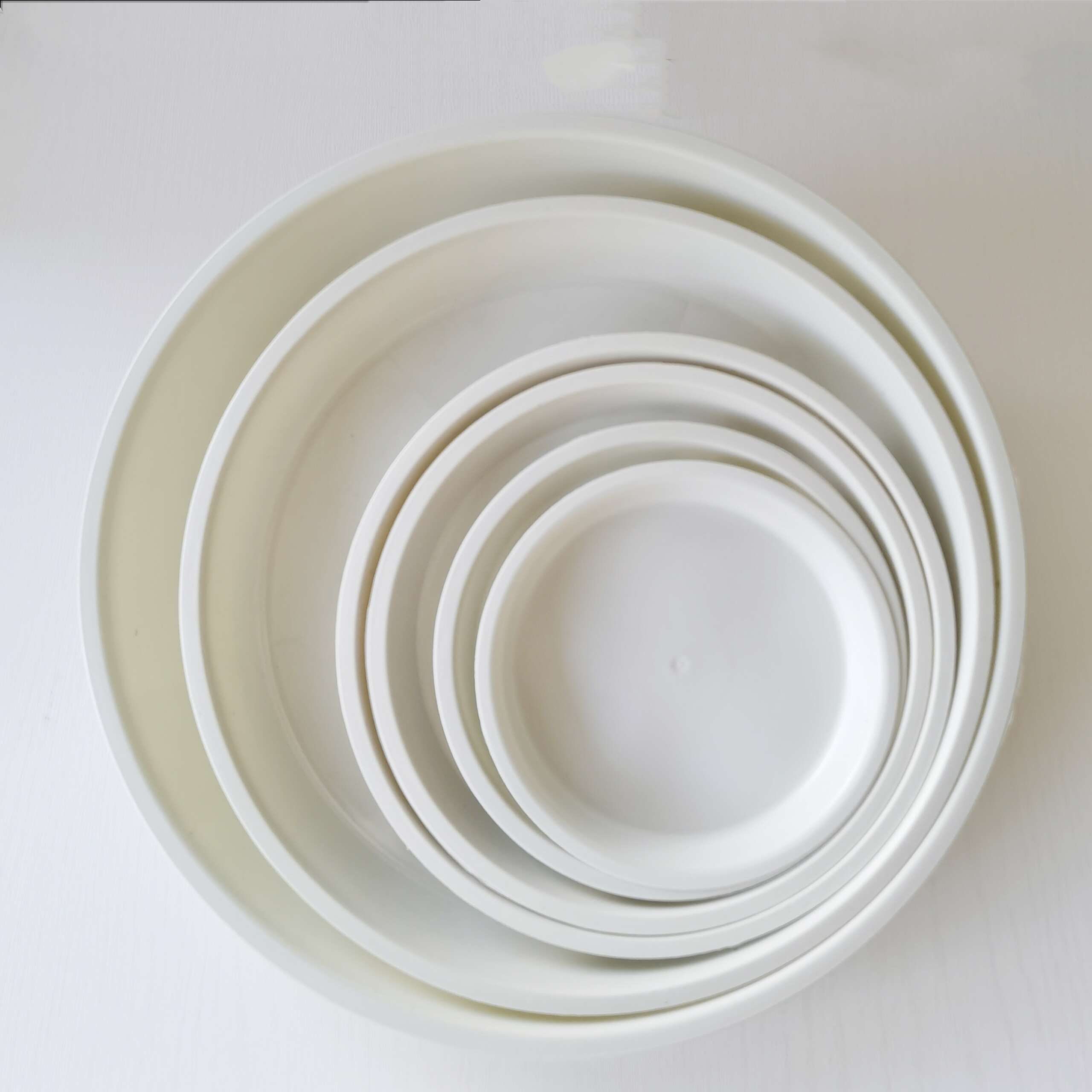 White QSP Plants Pot Saucers