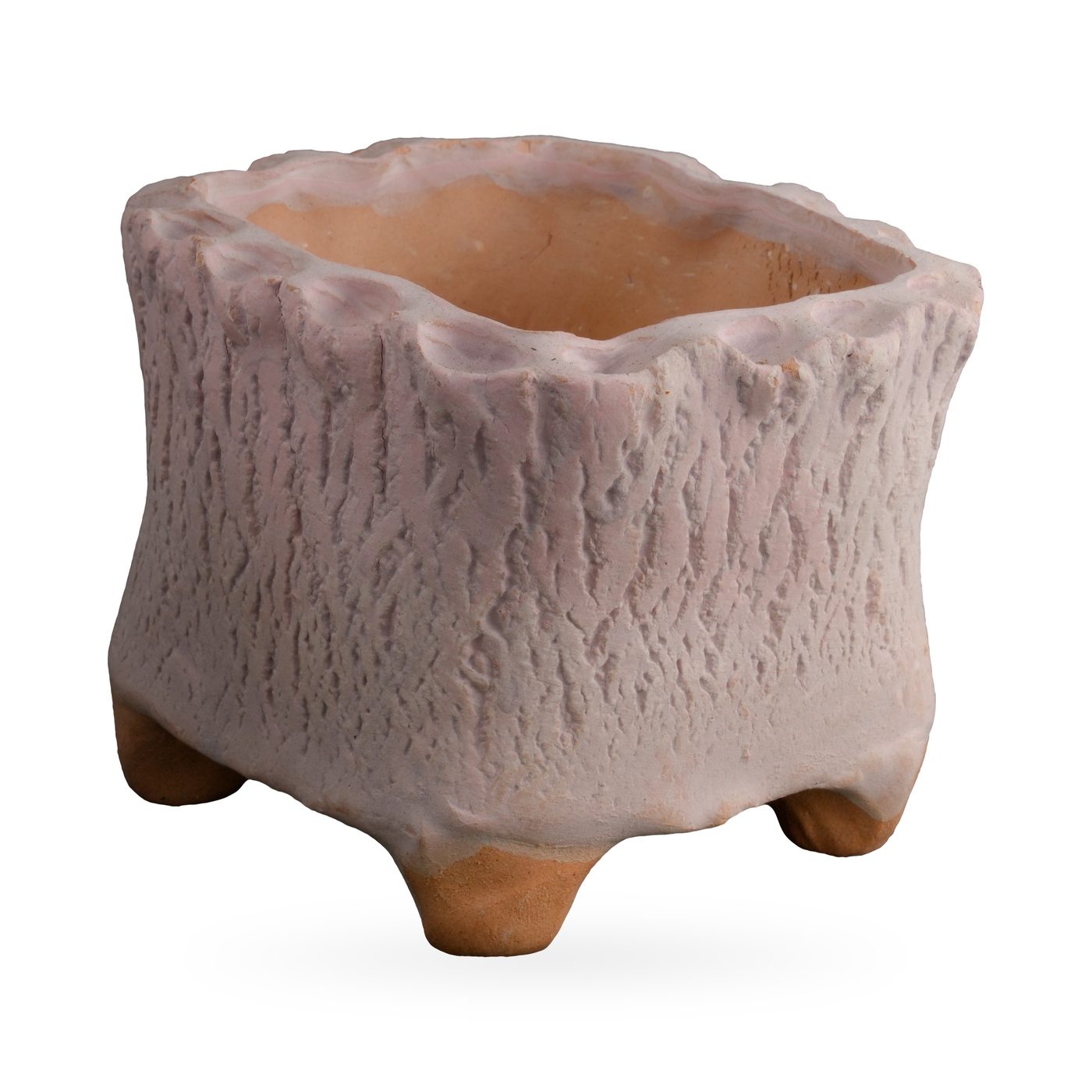 Pink-white square footed pot with bark-like texture, scalloped rim and terracotta-coloured feet – view 2